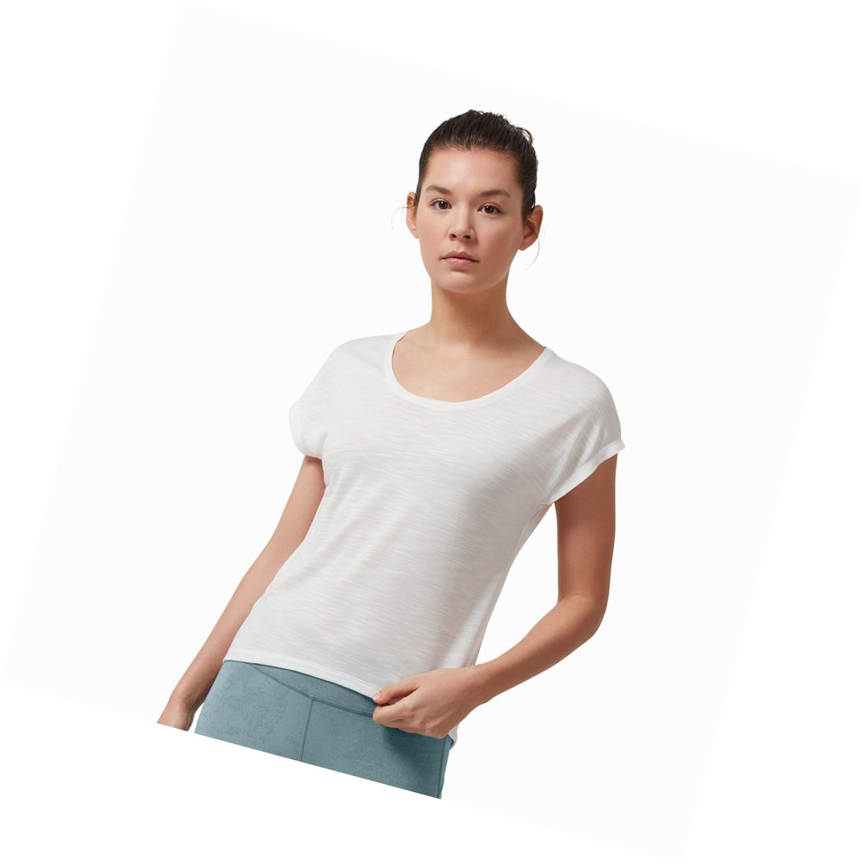 On Active-T Flow T-shirts Damen Weiß | 4210-KSPFM