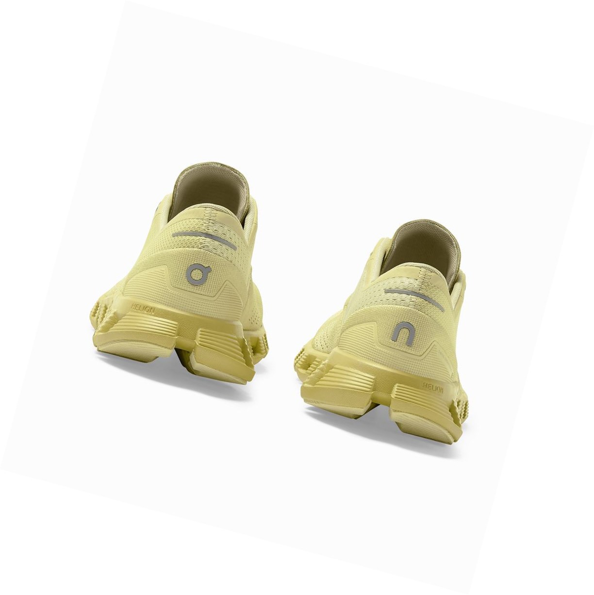 On Cloud X Sportschuhe Damen Gold | 3579-ENGJL