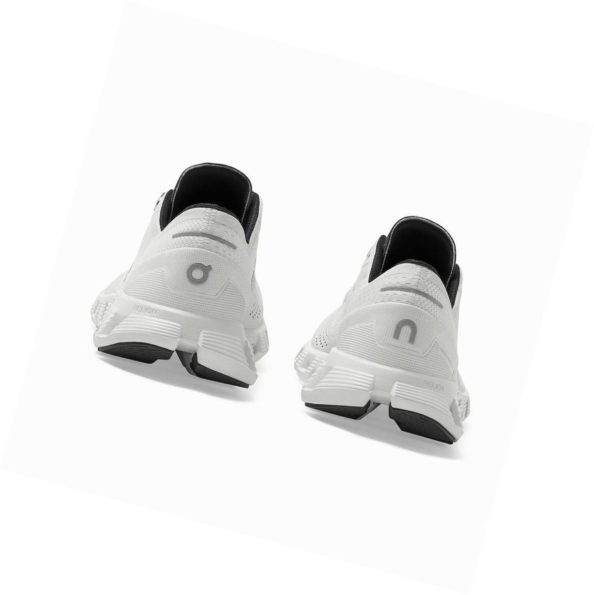 On Cloud X Sportschuhe Damen Weiß Schwarz | 9305-NUXVS