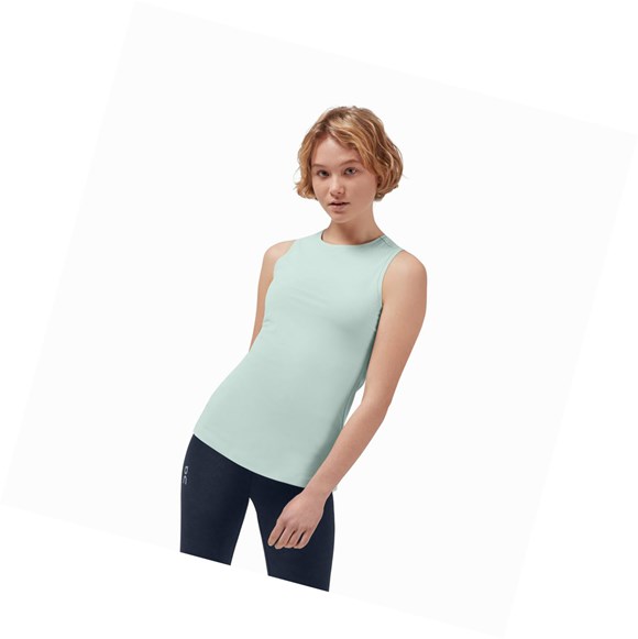 On Movement Muskelshirt Damen Olivgrün | 3864-SVYDT